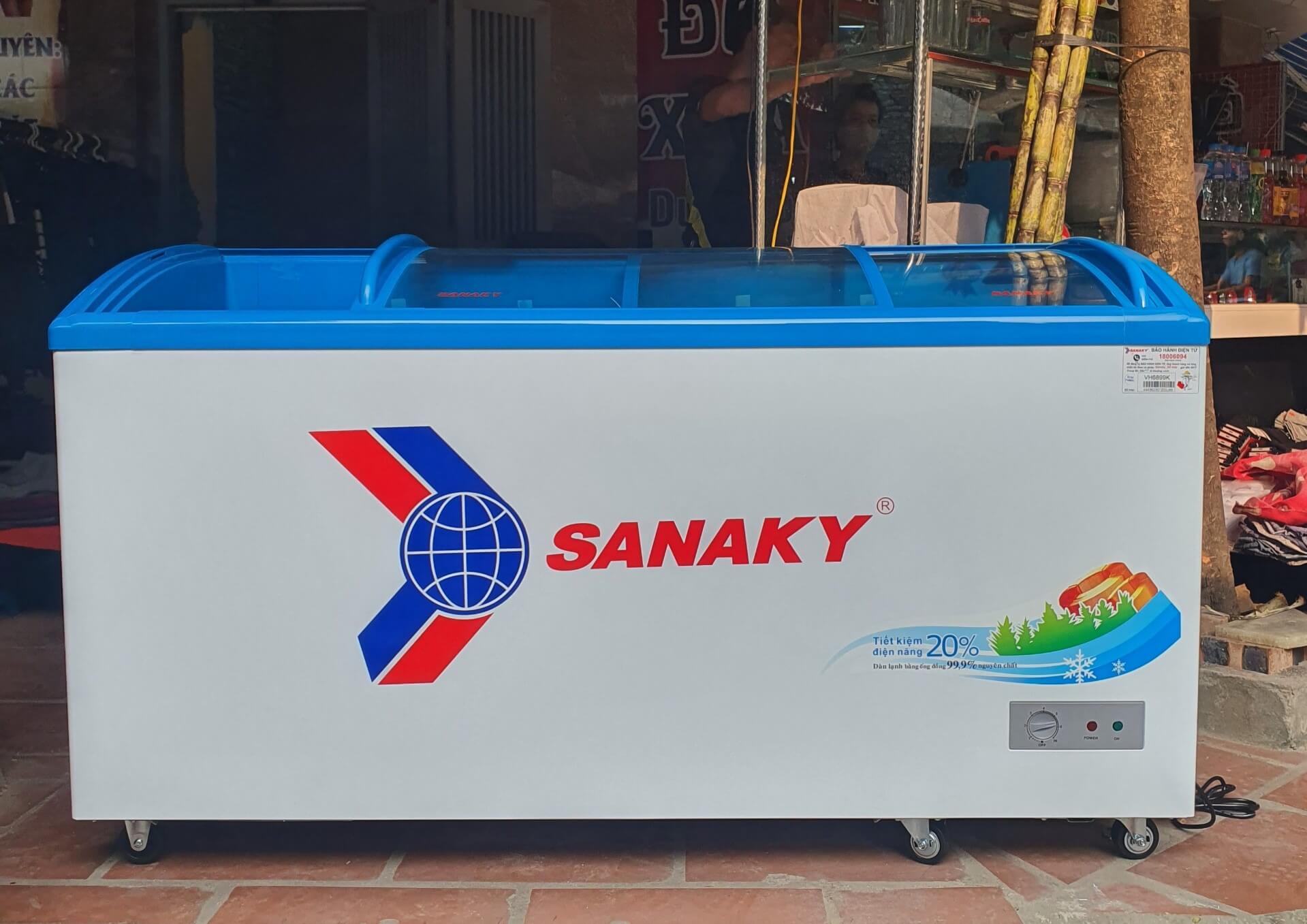 Tủ đông Sanaky VH-6899K